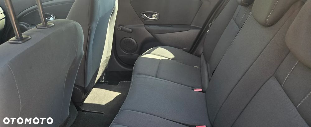 Renault Megane - 5