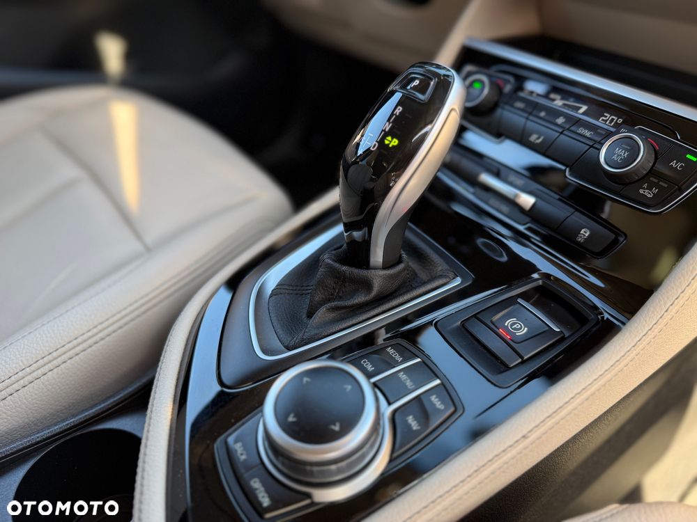 BMW Seria 2 218d Luxury Line sport - 20