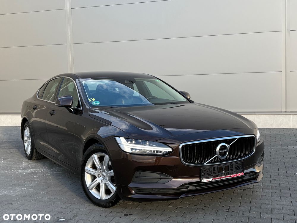 Volvo S90 D4 Geartronic Momentum Pro