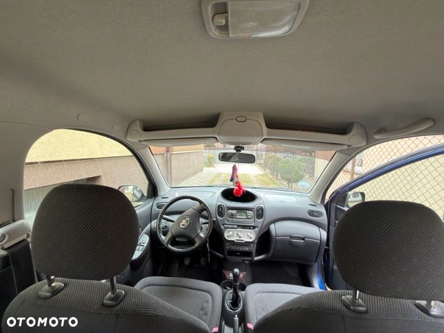 Toyota Yaris Verso 1.3 C - 21