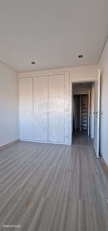 Apartamento T2 para arrendamento - Grande imagem: 3/4