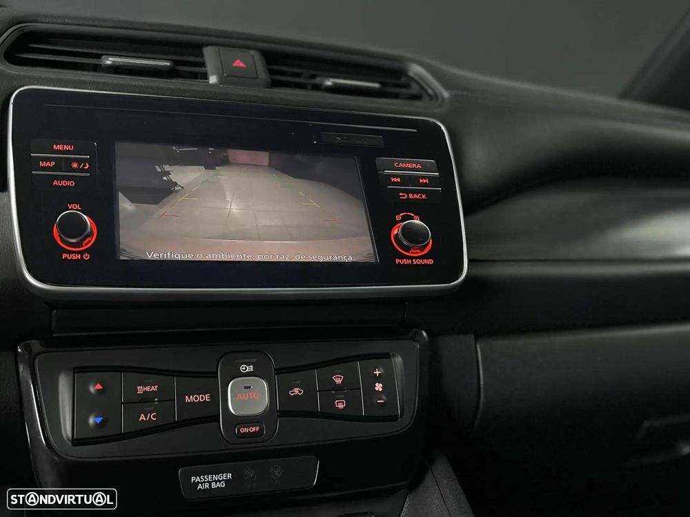 Nissan Leaf - 7