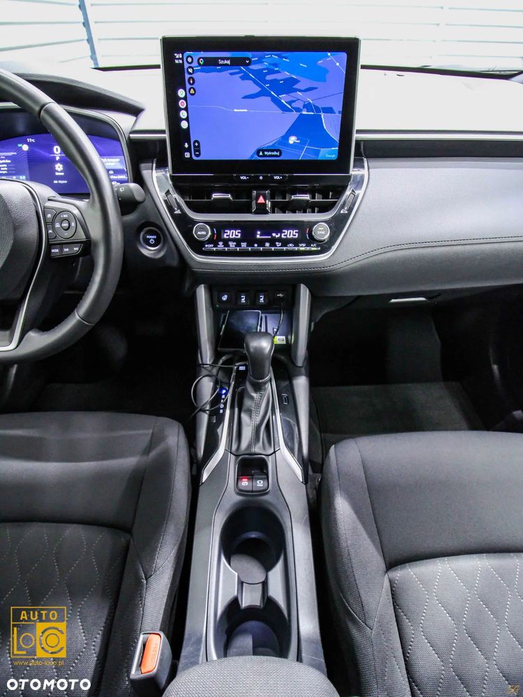 Toyota Corolla Cross - 17