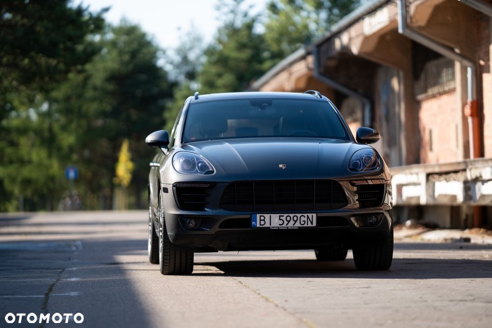 Porsche Macan S