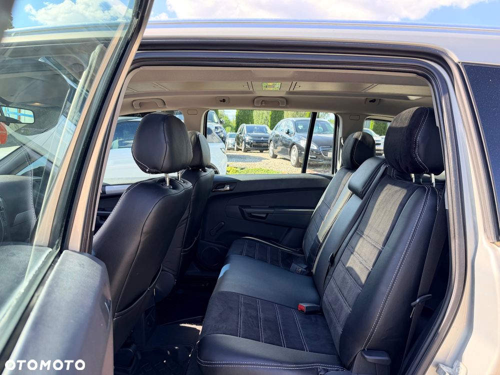 Opel Zafira 1.8 Innovation - 17