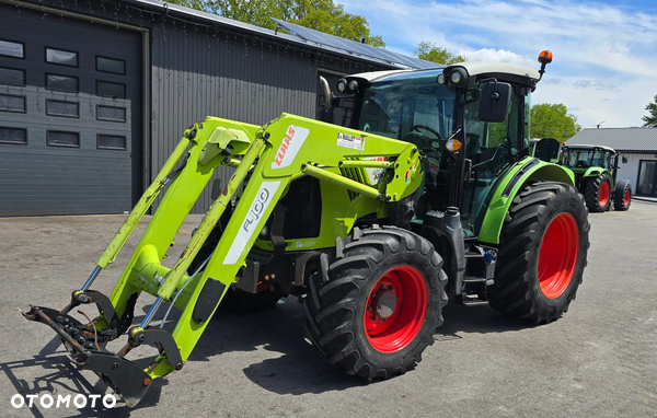 Claas Arion 420