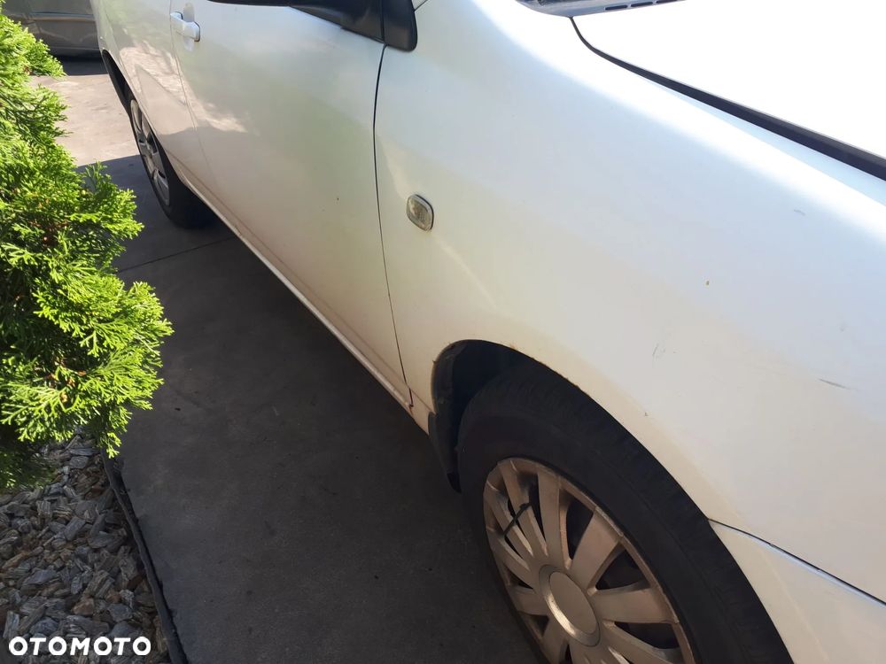 TOYOTA COROLLA E12 01-04 MASKA PRZÓD PRZEDNIA POKRYWA SILNIKA 040 - 20