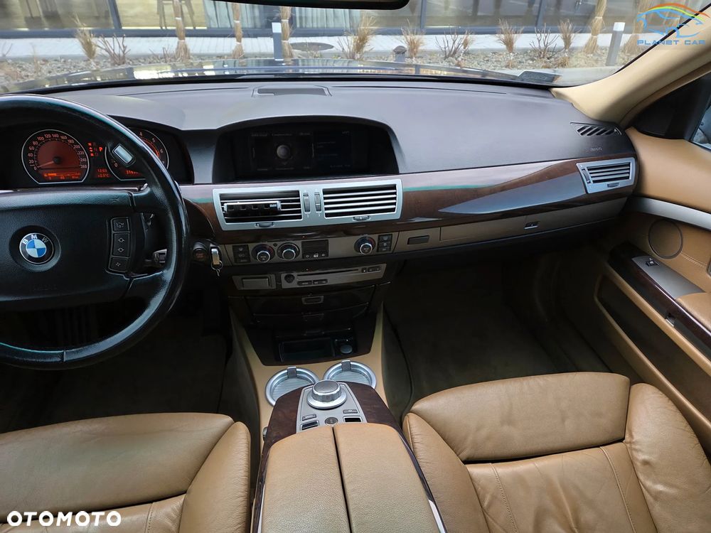 BMW Seria 7 750Li - 19