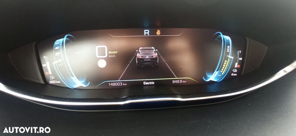 Peugeot 3008 PHEV EAT8 4X4 GT Pack - 11