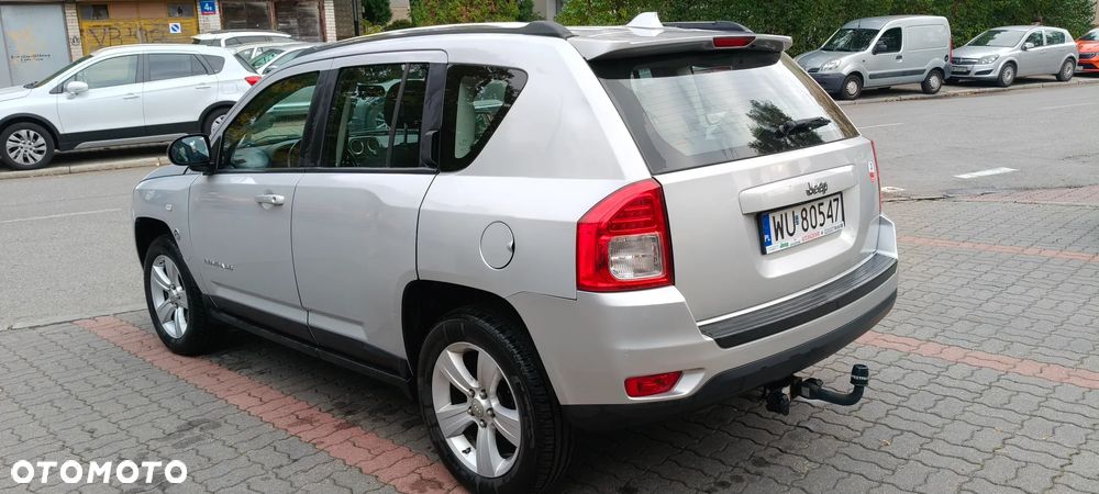 Jeep Compass 2011 photo 4
