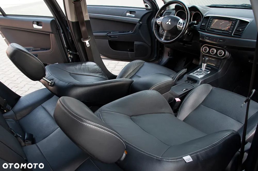 Mitsubishi Lancer 1.8 CVT Intense - 5