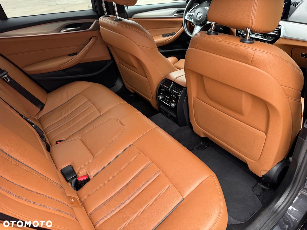 BMW Seria 5 530d xDrive M Sport sport - 15