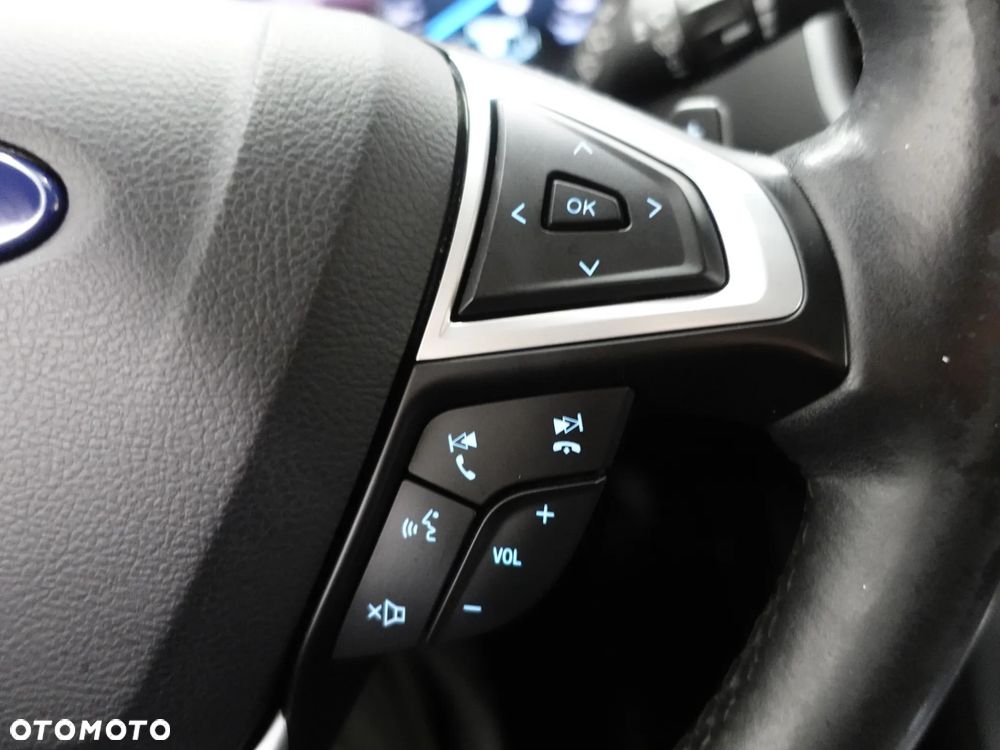 Ford S-Max 2.0 TDCi Titanium PowerShift - 37