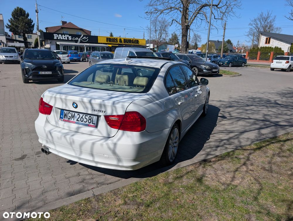 BMW Seria 3 - 8