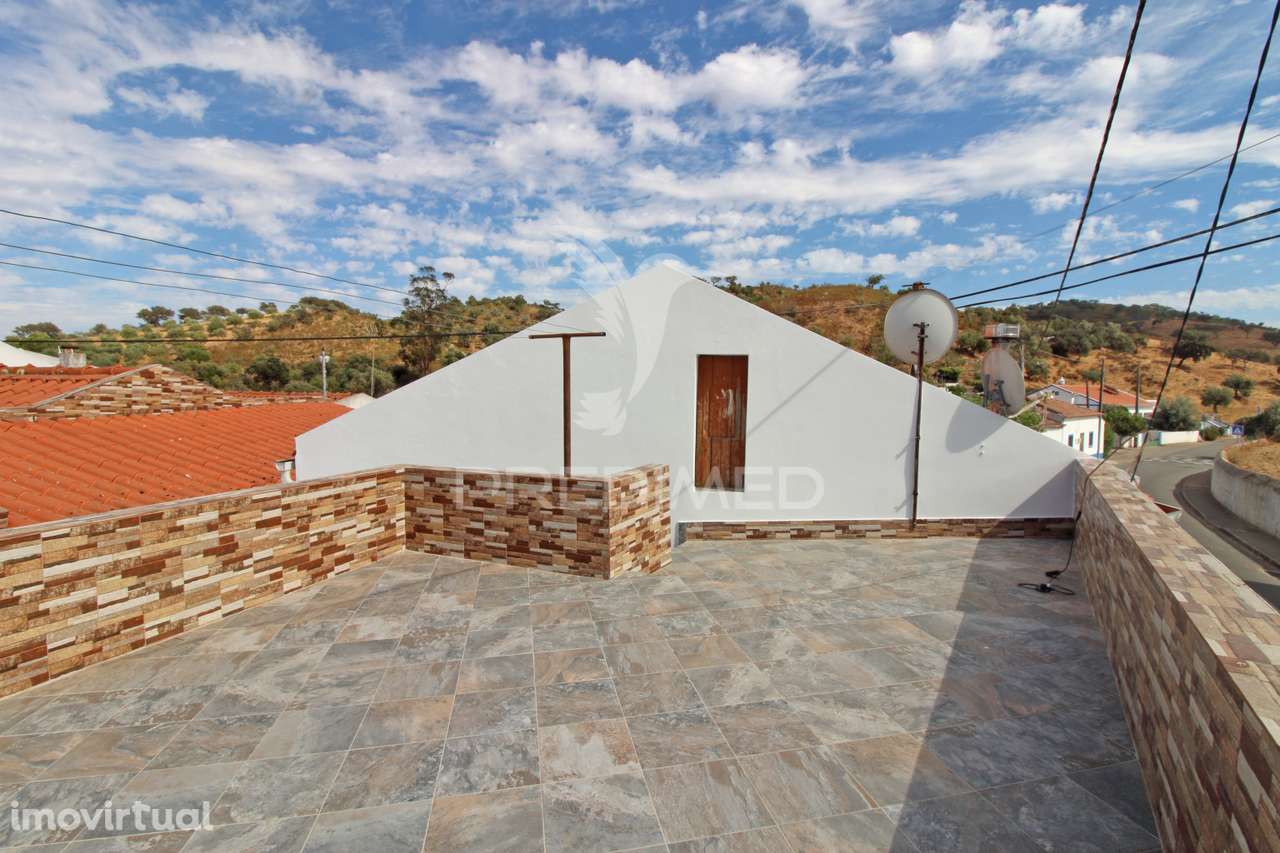 Moradia T3 e Café em Vale de Santiago - Grande imagem: 5/27