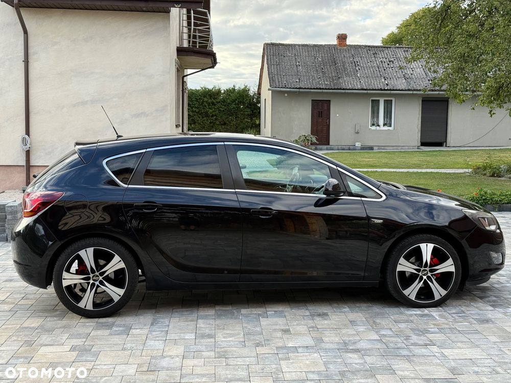 Opel Astra 1.4 T Cosmo - 6