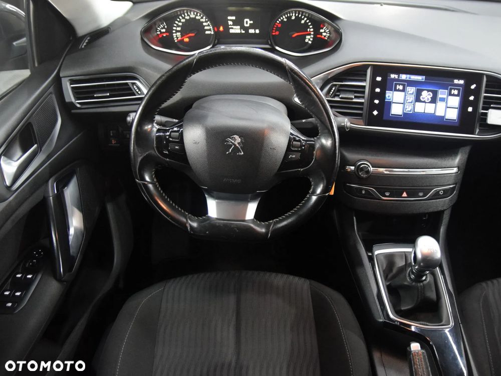 Peugeot 308 - 21