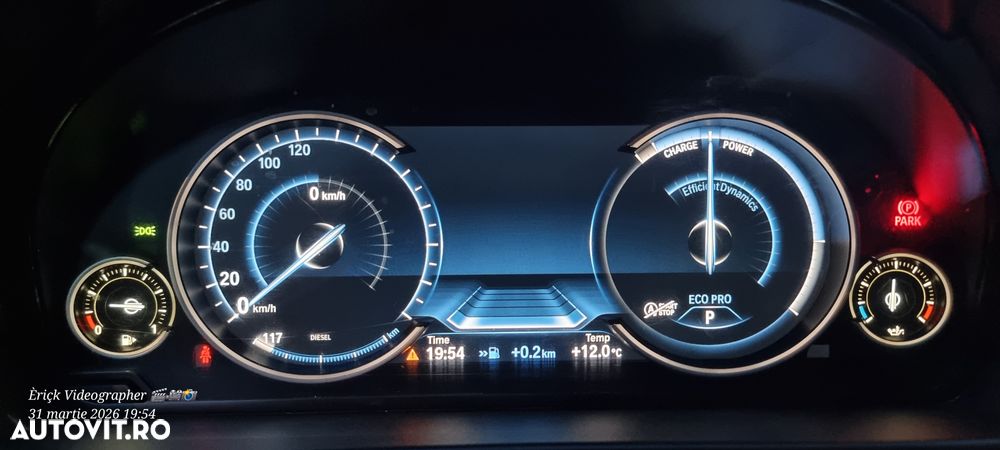 BMW Seria 5 525d xDrive - 11