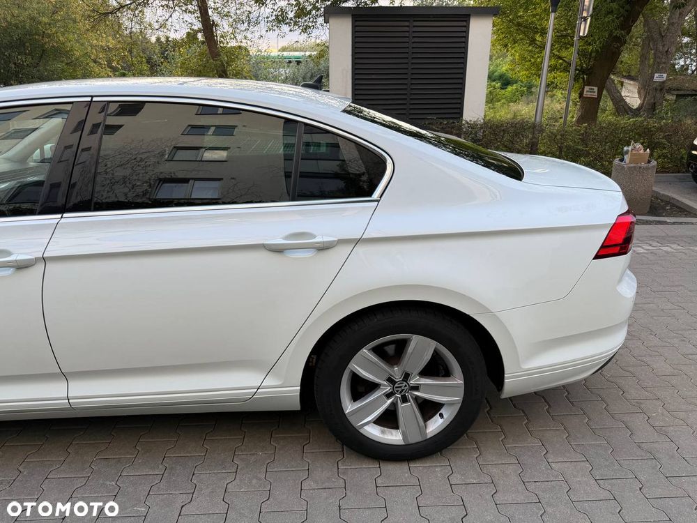 Volkswagen Passat 2.0 TSI Business DSG - 6