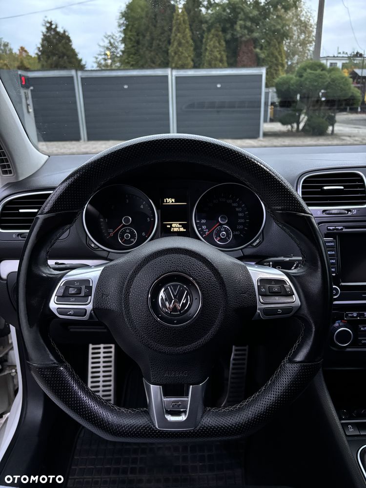 Volkswagen Golf - 21