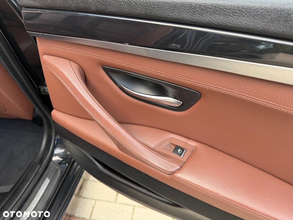 BMW Seria 5 - 23