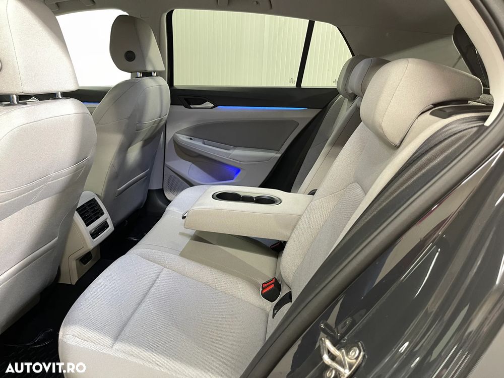 Volkswagen Golf 1.5 eTSI ACT DSG MHEV Life - 13