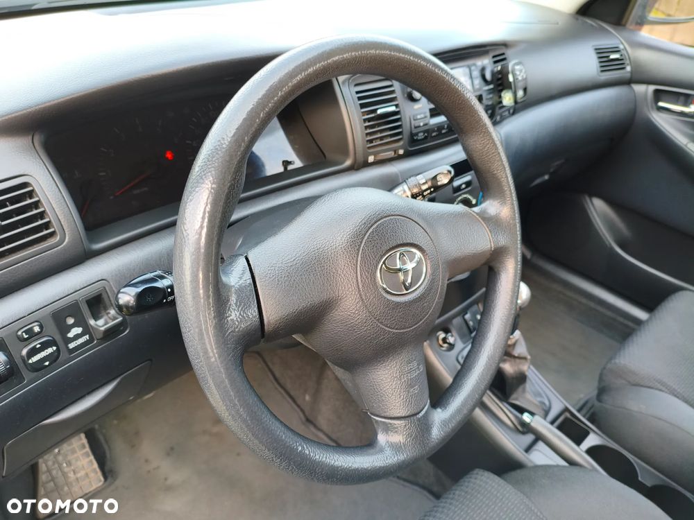 Toyota Corolla 1.4 D-4D Luna - 16