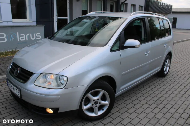Volkswagen Touran 2.0 TDI Highline DSG - 18