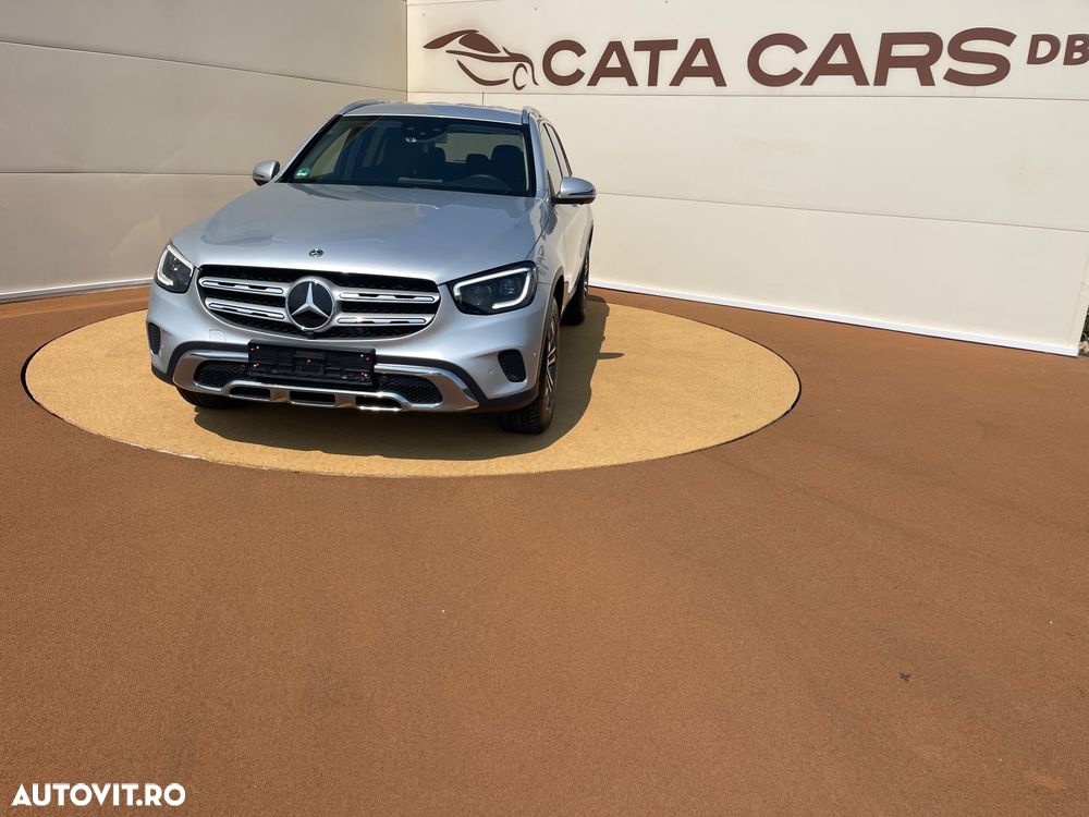 Mercedes-Benz GLC 300 d 4MATIC 9G-TRONIC - 3