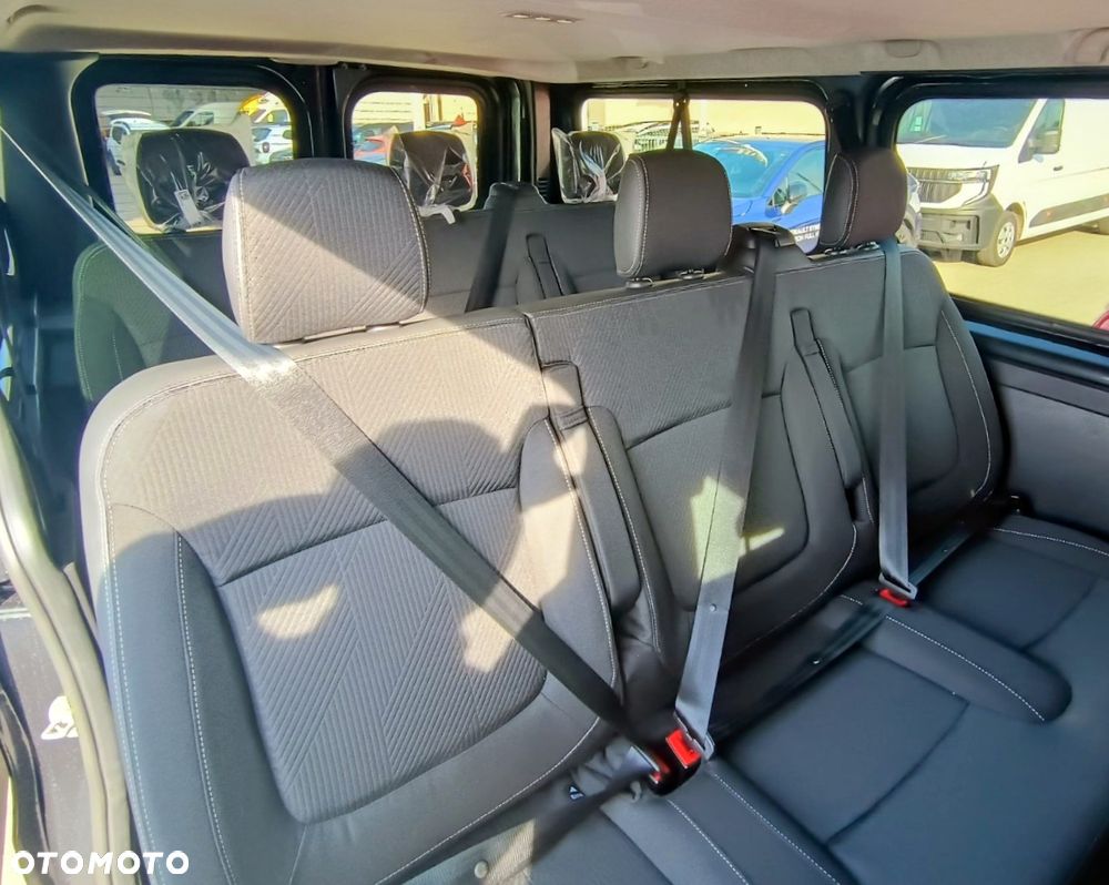 Renault Trafic - 11