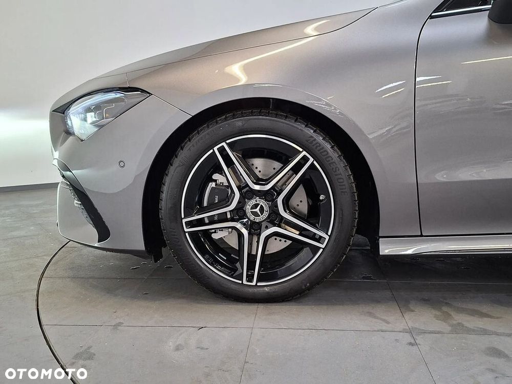 Mercedes-Benz CLA 200 AMG Line 7G-DCT - 5