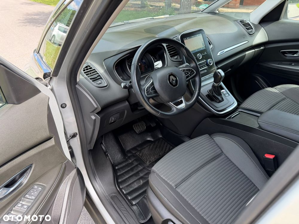 Renault Scenic - 19