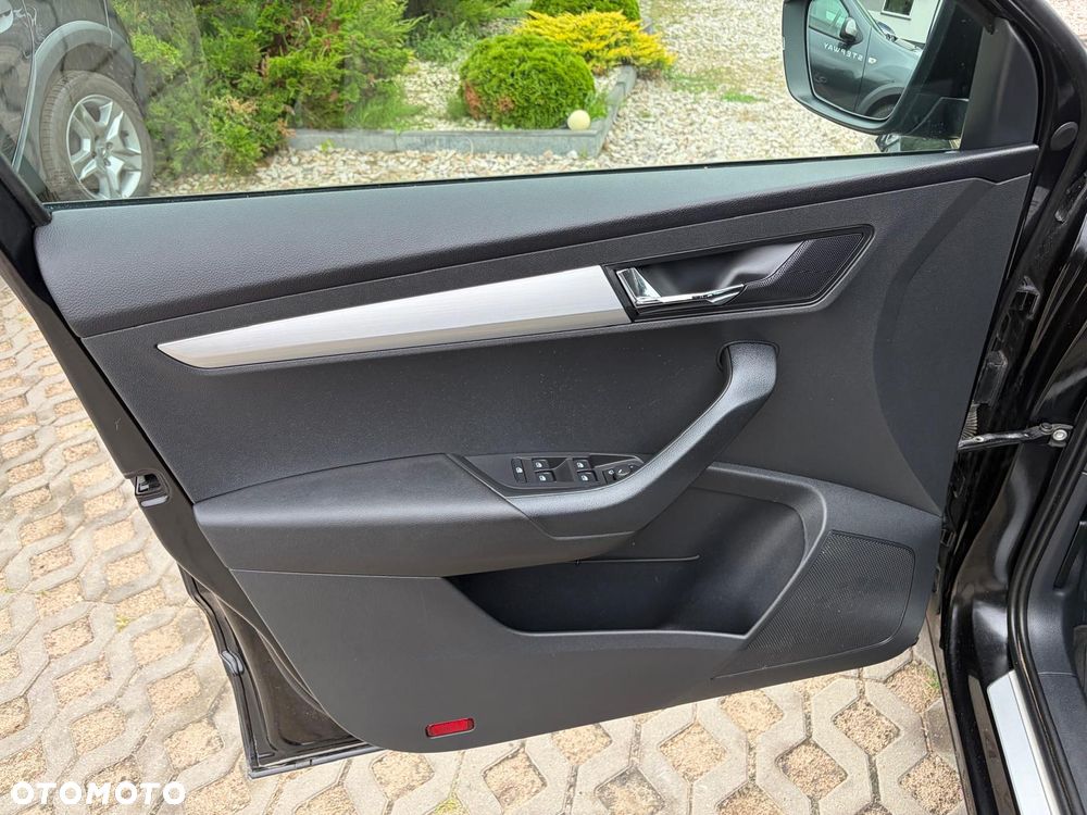 Skoda Karoq 1.5 TSI ACT 4x2 Style DSG - 29