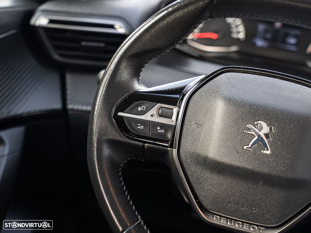 Peugeot 2008 1.2 PureTech Active Pack - 27