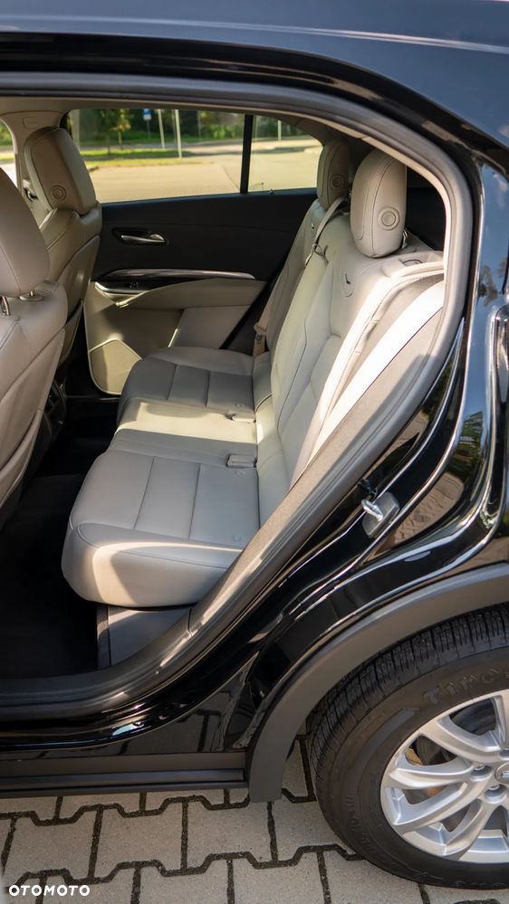 Cadillac XT4 350T AWD Luxury - 13