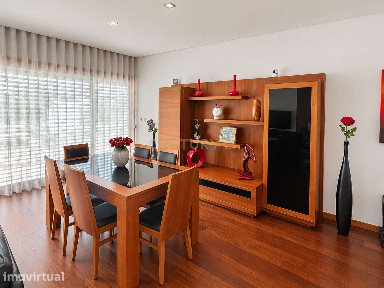 Moradia T3 com terraço, logradouro e garagem em Gaia — venda com usufr - Grande imagem: 5/58