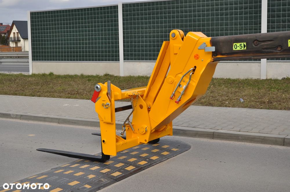 JCB 531-70 ŁADOWARKA TELESKOPOWA MAŁO MTG 546 UDŹWIG 3100 kg WYSOKOŚĆ ZAŁADUNKU 7 m NA GWARANCJI PRODUCENTA KLIMATYZACJA JAK NOWA! - 25
