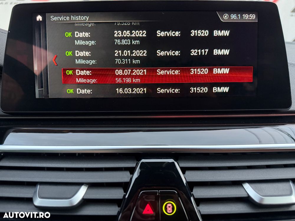 BMW Seria 5 530d xDrive AT - 22