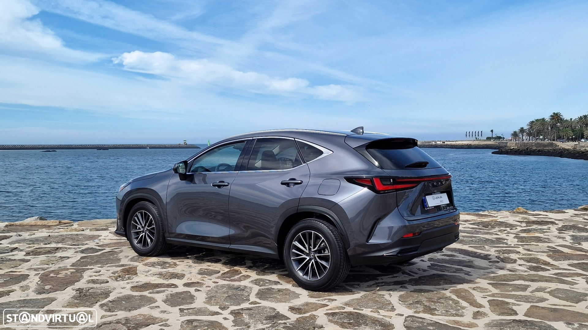 Lexus NX 450h+ Premium - 6