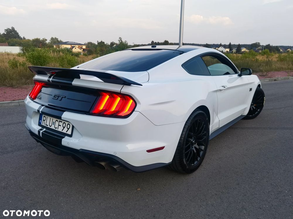 Ford Mustang - 9
