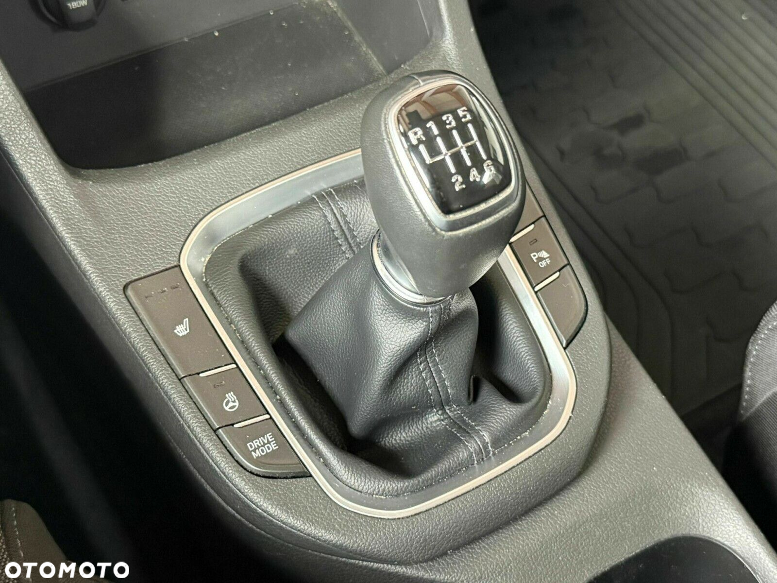 Hyundai i30 - 28