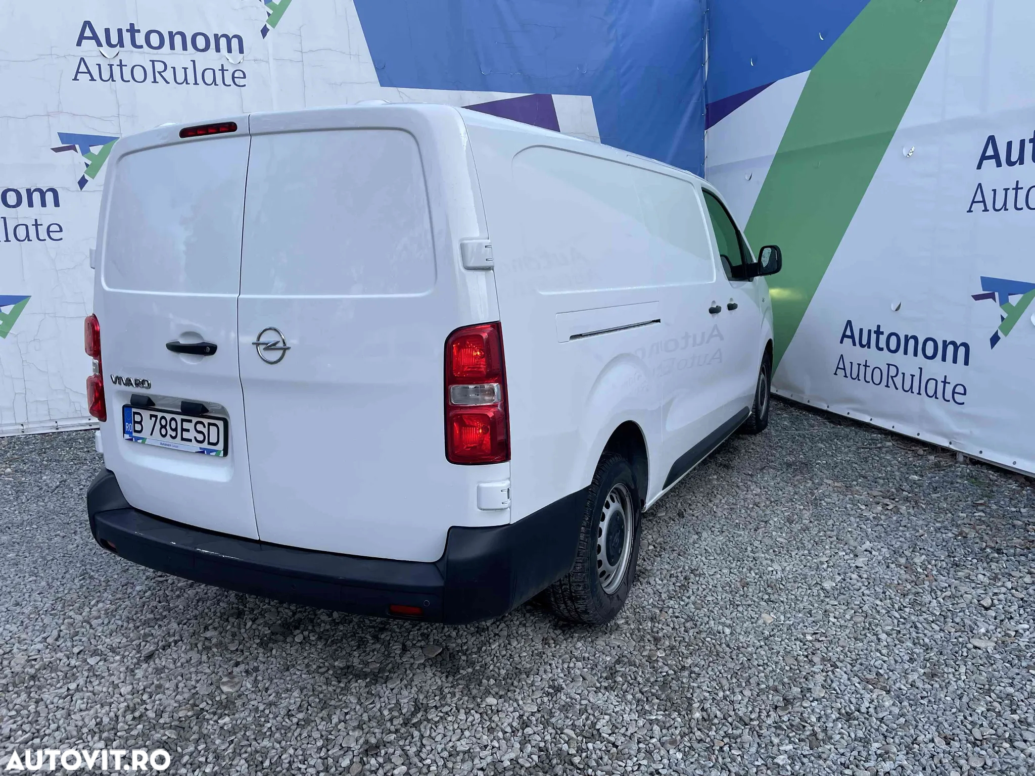 Opel Vivaro - 5