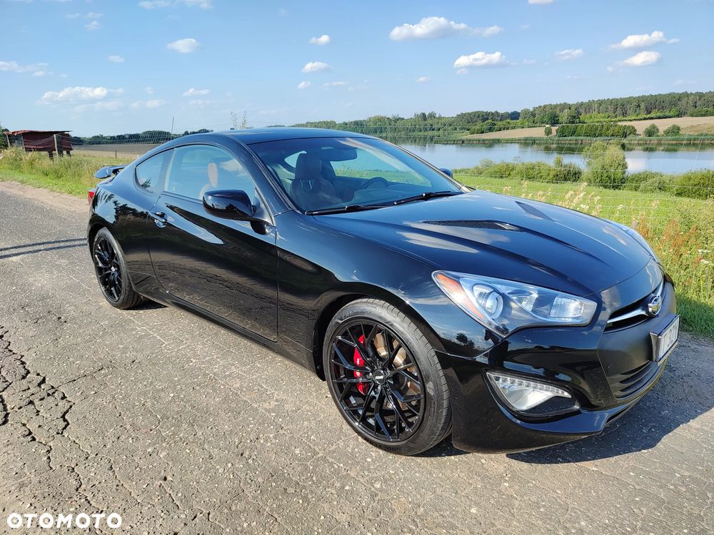 Hyundai Genesis Coupe 3.8 V6 Executive - 1