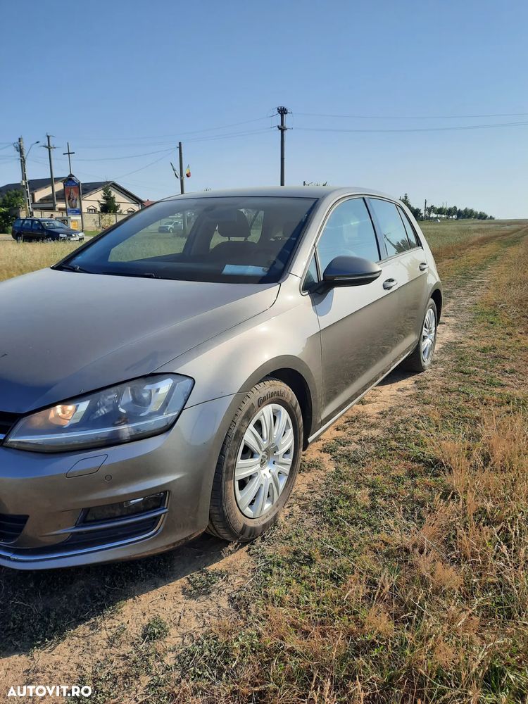 Volkswagen Golf 2.0 TDI BlueMotion Technology Edition - 2