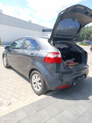 Kia Rio 1.4 Business Line - 2