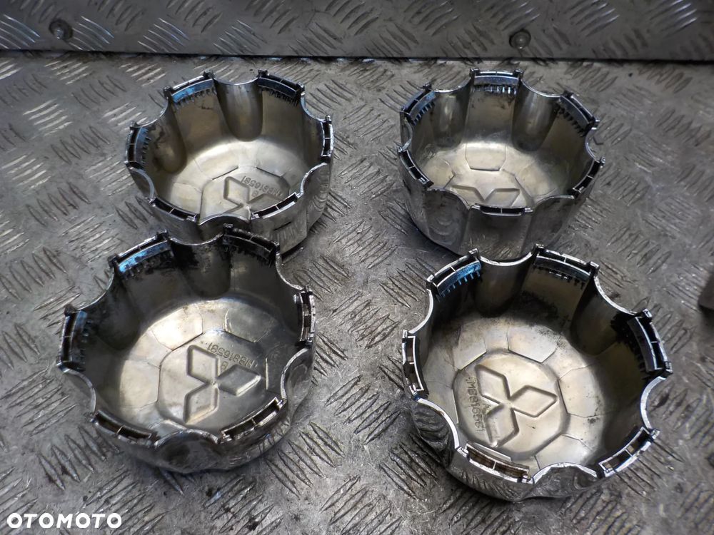 MITUBISHI PAJERO SPORT 4X DEKIEL DEKIELEK ORYGINAŁ - 2