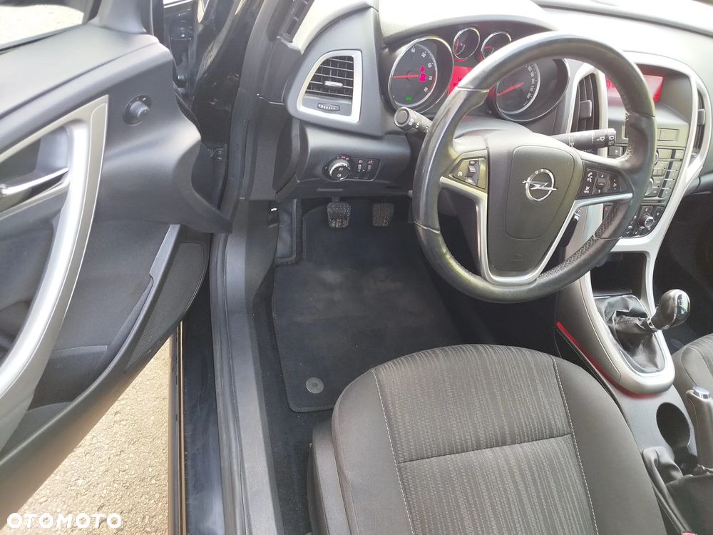 Opel Astra - 13