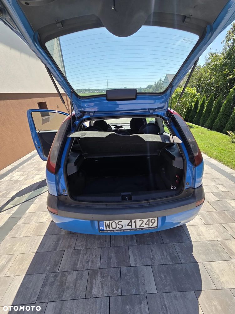 Opel Corsa - 12