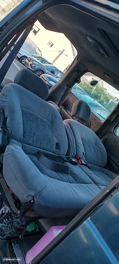 Hyundai H-1 Starex - 17