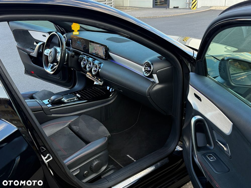 Mercedes-Benz Klasa A 200 AMG Line 7G-DCT - 27